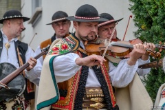 Msza Święta i złożenie kwiatów na cmentarzu -100 lat Teatru w Bukowinie Tatrzańskiej 2024