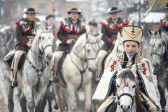 Paradny przejazd na rozpoczęcie 52 Góralskiego Karnawału 2024