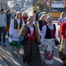 Obchody 100-lecia niepodległości w Bukowinie Tatrzańskiej - Przejście przez Bukowinę Tatrzańską