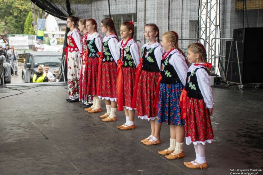 Dziecięcy Zespół Regionalny Holniki z Bystrej-Sidziny
