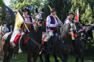 Góralska Bandera Konna w hołdzie Janowi Pawłowi II - Nowy Targ - Ludźmierz 12.06.2022 r.
