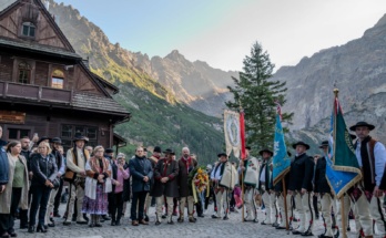 150 lat transportu konnego do Morskiego Oka