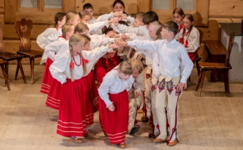 39. Przegląd Gminnych Zespołów Regionalnych „Małe Bajania” - Zespół Regionalny "Małe Ciardasie" z Czarnej Góry
