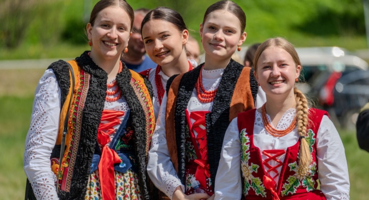 4. Gminny Konkurs Śpiewu Ludowego „Zaśpiywoj słowiku” w Jurgowie 2025-05-25 cz. 2
