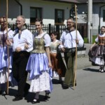 Korowód wokół krempaskiego rynku - Spiskie Integracje Taneczne - Polska - USA - Francja - 2023 Korowód wokół krempaskiego rynku - Spiskie Integracje Taneczne - Polska - USA - Francja - 2023