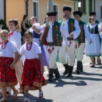 Korowód wokół krempaskiego rynku - Spiskie Integracje Taneczne - Polska - USA - Francja - 2023 Korowód wokół krempaskiego rynku - Spiskie Integracje Taneczne - Polska - USA - Francja - 2023