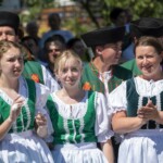 Korowód wokół krempaskiego rynku - Spiskie Integracje Taneczne - Polska - USA - Francja - 2023 Korowód wokół krempaskiego rynku - Spiskie Integracje Taneczne - Polska - USA - Francja - 2023