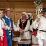 „BUKOWSKIE WESELE” w wykonaniu Grupy Teatralnej „NaTak” z powiatu sanockiego - 38. Międzywojewódzki Sejmik Wiejskich Zespołów Teatralnych 2023 „BUKOWSKIE WESELE” w wykonaniu Grupy Teatralnej „NaTak” z powiatu sanockiego - 38. Międzywojewódzki Sejmik Wiejskich Zespołów Teatralnych 2023