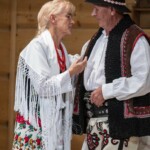 „MIŁOŚĆ HANUSI” w wykonaniu Amatorskiego Zespołu Teatralnego im. Franciszka Macioła ze Skomielnej Białej - 38. Międzywojewódzki Sejmik Wiejskich Zespołów Teatralnych 2023 „MIŁOŚĆ HANUSI” w wykonaniu Amatorskiego Zespołu Teatralnego im. Franciszka Macioła ze Skomielnej Białej - 38. Międzywojewódzki Sejmik Wiejskich Zespołów Teatralnych 2023