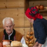 „MIŁOŚĆ HANUSI” w wykonaniu Amatorskiego Zespołu Teatralnego im. Franciszka Macioła ze Skomielnej Białej - 38. Międzywojewódzki Sejmik Wiejskich Zespołów Teatralnych 2023 „MIŁOŚĆ HANUSI” w wykonaniu Amatorskiego Zespołu Teatralnego im. Franciszka Macioła ze Skomielnej Białej - 38. Międzywojewódzki Sejmik Wiejskich Zespołów Teatralnych 2023