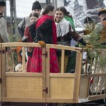 Paradny przejazd na rozpoczęcie 52 Góralskiego Karnawału 2024 Paradny przejazd na rozpoczęcie 52 Góralskiego Karnawału 2024