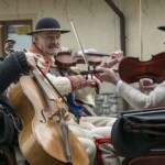 Paradny przejazd na rozpoczęcie 52 Góralskiego Karnawału 2024 Paradny przejazd na rozpoczęcie 52 Góralskiego Karnawału 2024