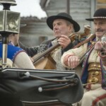 Paradny przejazd na rozpoczęcie 52 Góralskiego Karnawału 2024 Paradny przejazd na rozpoczęcie 52 Góralskiego Karnawału 2024