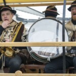 Paradny przejazd na rozpoczęcie 52 Góralskiego Karnawału 2024 Paradny przejazd na rozpoczęcie 52 Góralskiego Karnawału 2024