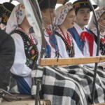 Paradny przejazd na rozpoczęcie 52 Góralskiego Karnawału 2024 Paradny przejazd na rozpoczęcie 52 Góralskiego Karnawału 2024