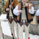 Paradny przejazd na rozpoczęcie 52 Góralskiego Karnawału 2024 Paradny przejazd na rozpoczęcie 52 Góralskiego Karnawału 2024