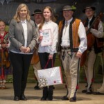 38. Przegląd Gminnych Zespołów Regionalnych "Małe Bajania" - konkurs na Plakat 38. Małych Bajań - 2024 38. Przegląd Gminnych Zespołów Regionalnych "Małe Bajania" - konkurs na Plakat 38. Małych Bajań - 2024