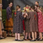 38. Małe Bajania - Dziecięcy Zespół Góralski "Mali Białcanie" z Białki Tatrzańskiej 38. Małe Bajania - Dziecięcy Zespół Góralski "Mali Białcanie" z Białki Tatrzańskiej