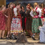 38. Małe Bajania - Dziecięcy Zespół Góralski "Mali Białcanie" z Białki Tatrzańskiej 38. Małe Bajania - Dziecięcy Zespół Góralski "Mali Białcanie" z Białki Tatrzańskiej