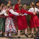 38. Małe Bajania - Dziecięcy Zespół Góralski "Mali Białcanie" z Białki Tatrzańskiej 38. Małe Bajania - Dziecięcy Zespół Góralski "Mali Białcanie" z Białki Tatrzańskiej