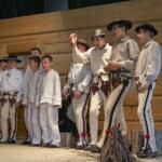 38. Małe Bajania - Dziecięcy Zespół Góralski "Mali Białcanie" z Białki Tatrzańskiej 38. Małe Bajania - Dziecięcy Zespół Góralski "Mali Białcanie" z Białki Tatrzańskiej