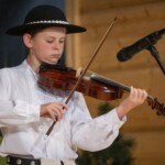 38. Małe Bajania - Dziecięcy Zespół Góralski "Mali Białcanie" z Białki Tatrzańskiej 38. Małe Bajania - Dziecięcy Zespół Góralski "Mali Białcanie" z Białki Tatrzańskiej