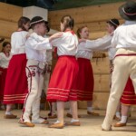 38. Małe Bajania - Dziecięcy Zespół Regionalny "Małe Ciardasie" z Czarnej Góry 38. Małe Bajania - Dziecięcy Zespół Regionalny "Małe Ciardasie" z Czarnej Góry