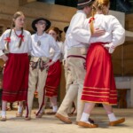 38. Małe Bajania - Dziecięcy Zespół Regionalny "Małe Ciardasie" z Czarnej Góry 38. Małe Bajania - Dziecięcy Zespół Regionalny "Małe Ciardasie" z Czarnej Góry