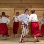 38. Małe Bajania - Dziecięcy Zespół Regionalny "Małe Ciardasie" z Czarnej Góry 38. Małe Bajania - Dziecięcy Zespół Regionalny "Małe Ciardasie" z Czarnej Góry