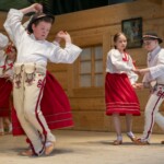 38. Małe Bajania - Dziecięcy Zespół Regionalny "Małe Ciardasie" z Czarnej Góry 38. Małe Bajania - Dziecięcy Zespół Regionalny "Małe Ciardasie" z Czarnej Góry