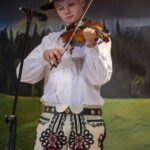 38. Małe Bajania - Szkółka Góralskiego Muzykowania z Leśnicy-Gronia 38. Małe Bajania - Szkółka Góralskiego Muzykowania z Leśnicy-Gronia