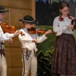 38. Małe Bajania - Szkółka Góralskiego Muzykowania z Leśnicy-Gronia 38. Małe Bajania - Szkółka Góralskiego Muzykowania z Leśnicy-Gronia