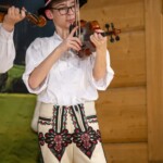 38. Małe Bajania - Szkółka Góralskiego Muzykowania z Leśnicy-Gronia 38. Małe Bajania - Szkółka Góralskiego Muzykowania z Leśnicy-Gronia