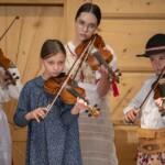 38. Małe Bajania - Szkółka Regionalnego Muzykowania z Jurgowa 38. Małe Bajania - Szkółka Regionalnego Muzykowania z Jurgowa