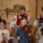 38. Małe Bajania - Szkółka Regionalnego Muzykowania z Jurgowa 38. Małe Bajania - Szkółka Regionalnego Muzykowania z Jurgowa