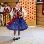 8. Gminny Konkurs Tańca Góralskiego i Zbójnickiego „Tatrzański Zwyrt" - Dziecięcy Zespół Góralski „Orlynta” Anny Koszarek z Bukowiny Tatrzańskiej 8. Gminny Konkurs Tańca Góralskiego i Zbójnickiego „Tatrzański Zwyrt" - Dziecięcy Zespół Góralski „Orlynta” Anny Koszarek z Bukowiny Tatrzańskiej
