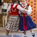 8. Gminny Konkurs Tańca Góralskiego i Zbójnickiego „Tatrzański Zwyrt" - Dziecięcy Zespół Góralski „Orlynta” Anny Koszarek z Bukowiny Tatrzańskiej 8. Gminny Konkurs Tańca Góralskiego i Zbójnickiego „Tatrzański Zwyrt" - Dziecięcy Zespół Góralski „Orlynta” Anny Koszarek z Bukowiny Tatrzańskiej