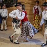 8. Gminny Konkurs Tańca Góralskiego i Zbójnickiego „Tatrzański Zwyrt" - Dziecięcy Zespół Góralski „Orlynta” Anny Koszarek z Bukowiny Tatrzańskiej 8. Gminny Konkurs Tańca Góralskiego i Zbójnickiego „Tatrzański Zwyrt" - Dziecięcy Zespół Góralski „Orlynta” Anny Koszarek z Bukowiny Tatrzańskiej