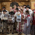8. Gminny Konkurs Tańca Góralskiego i Zbójnickiego „Tatrzański Zwyrt" - Dziecięcy Zespół Góralski „Zawaternik” z Leśnicy-Gronia 8. Gminny Konkurs Tańca Góralskiego i Zbójnickiego „Tatrzański Zwyrt" - Dziecięcy Zespół Góralski „Zawaternik” z Leśnicy-Gronia