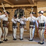 8. Gminny Konkurs Tańca Góralskiego i Zbójnickiego „Tatrzański Zwyrt" - Zespół Góralski „Mali Wiyrchowianie” z Bukowiny Tatrzańskiej 8. Gminny Konkurs Tańca Góralskiego i Zbójnickiego „Tatrzański Zwyrt" - Zespół Góralski „Mali Wiyrchowianie” z Bukowiny Tatrzańskiej