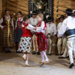 8. Gminny Konkurs Tańca Góralskiego i Zbójnickiego „Tatrzański Zwyrt" - Zespół Góralski „Mali Wiyrchowianie” z Bukowiny Tatrzańskiej 8. Gminny Konkurs Tańca Góralskiego i Zbójnickiego „Tatrzański Zwyrt" - Zespół Góralski „Mali Wiyrchowianie” z Bukowiny Tatrzańskiej