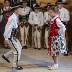 8. Gminny Konkurs Tańca Góralskiego i Zbójnickiego „Tatrzański Zwyrt" - Zespół Góralski „Mali Wiyrchowianie” z Bukowiny Tatrzańskiej 8. Gminny Konkurs Tańca Góralskiego i Zbójnickiego „Tatrzański Zwyrt" - Zespół Góralski „Mali Wiyrchowianie” z Bukowiny Tatrzańskiej