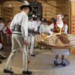 8. Gminny Konkurs Tańca Góralskiego i Zbójnickiego „Tatrzański Zwyrt" - Zespół Góralski „Mali Wiyrchowianie” z Bukowiny Tatrzańskiej 8. Gminny Konkurs Tańca Góralskiego i Zbójnickiego „Tatrzański Zwyrt" - Zespół Góralski „Mali Wiyrchowianie” z Bukowiny Tatrzańskiej