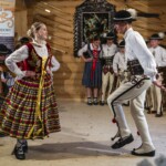 8. Gminny Konkurs Tańca Góralskiego i Zbójnickiego „Tatrzański Zwyrt" - Zespół Góralski „Mali Wiyrchowianie” z Bukowiny Tatrzańskiej 8. Gminny Konkurs Tańca Góralskiego i Zbójnickiego „Tatrzański Zwyrt" - Zespół Góralski „Mali Wiyrchowianie” z Bukowiny Tatrzańskiej