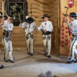 8. Gminny Konkurs Tańca Góralskiego i Zbójnickiego „Tatrzański Zwyrt" - Zespół Góralski „Mali Wiyrchowianie” z Bukowiny Tatrzańskiej 8. Gminny Konkurs Tańca Góralskiego i Zbójnickiego „Tatrzański Zwyrt" - Zespół Góralski „Mali Wiyrchowianie” z Bukowiny Tatrzańskiej