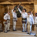 8. Gminny Konkurs Tańca Góralskiego i Zbójnickiego „Tatrzański Zwyrt" - Zespół Góralski „Śtama” z Brzegów i Rzepisk 8. Gminny Konkurs Tańca Góralskiego i Zbójnickiego „Tatrzański Zwyrt" - Zespół Góralski „Śtama” z Brzegów i Rzepisk