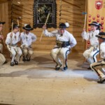 8. Gminny Konkurs Tańca Góralskiego i Zbójnickiego „Tatrzański Zwyrt" - Zespół Góralski „Śtama” z Brzegów i Rzepisk 8. Gminny Konkurs Tańca Góralskiego i Zbójnickiego „Tatrzański Zwyrt" - Zespół Góralski „Śtama” z Brzegów i Rzepisk