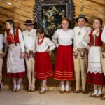 8. Gminny Konkurs Tańca Góralskiego i Zbójnickiego „Tatrzański Zwyrt" - Dziecięcy Zespół Regionalny ,,Małe Ciardasie” Zespół Regionalny ,,Ciardasie” z Czarnej Góry 8. Gminny Konkurs Tańca Góralskiego i Zbójnickiego „Tatrzański Zwyrt" - Dziecięcy Zespół Regionalny ,,Małe Ciardasie” Zespół Regionalny ,,Ciardasie” z Czarnej Góry