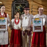 8. Gminny Konkurs Tańca Góralskiego i Zbójnickiego „Tatrzański Zwyrt" - Dziecięcy Zespół Regionalny ,,Małe Ciardasie” Zespół Regionalny ,,Ciardasie” z Czarnej Góry 8. Gminny Konkurs Tańca Góralskiego i Zbójnickiego „Tatrzański Zwyrt" - Dziecięcy Zespół Regionalny ,,Małe Ciardasie” Zespół Regionalny ,,Ciardasie” z Czarnej Góry