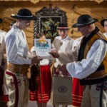 8. Gminny Konkurs Tańca Góralskiego i Zbójnickiego „Tatrzański Zwyrt" - Dziecięcy Zespół Regionalny ,,Małe Ciardasie” Zespół Regionalny ,,Ciardasie” z Czarnej Góry 8. Gminny Konkurs Tańca Góralskiego i Zbójnickiego „Tatrzański Zwyrt" - Dziecięcy Zespół Regionalny ,,Małe Ciardasie” Zespół Regionalny ,,Ciardasie” z Czarnej Góry